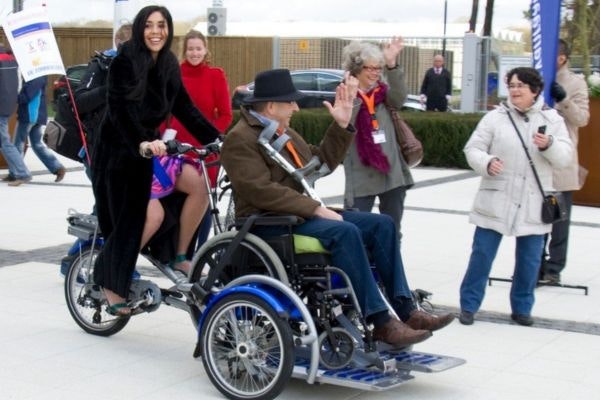 hind on the wheelchairbike