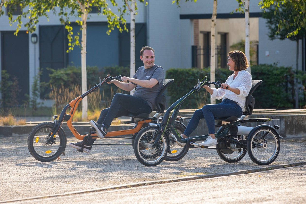 Samen fietsen Easy Rider man en vrouw