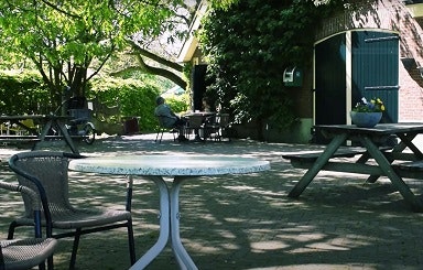 Terras koffieboerderij Groot Nibbelink