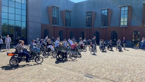 van raam fietsen en missie 2030 van fonds gehandicaptensport met van raam fietsen naar invictus games