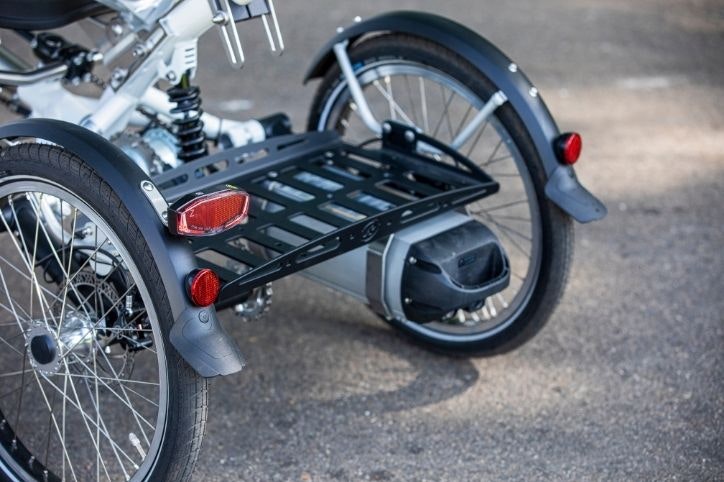 Tricycle sportif pour adultes de Van Raam avec porte-bagages pratique