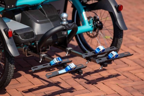 Adaptateur pour options à l'arrière du vélo duo fauteuil roulant dessus