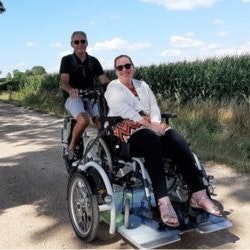 Expérience client VeloPlus fauteuil roulant vélo - famille Geertsma