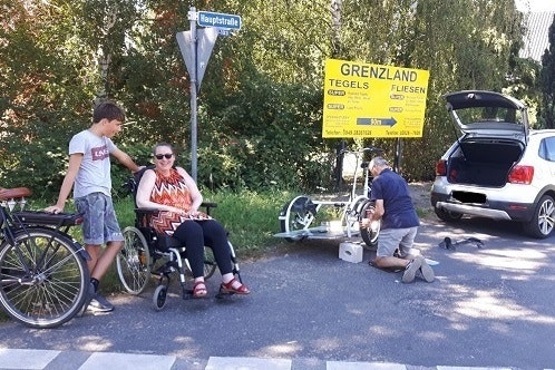 VeloPlus fauteuil roulant vélo location famille Geertsma