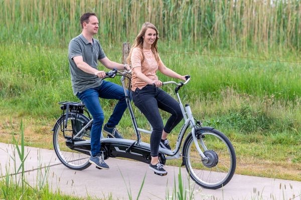 Waarom zit er geen standaard op een fiets met 3 wielen parkeerrem Van Raam Twinny tweewieltandem