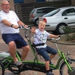 Expérience utilisateur enfant parent tandem tricycle à trois roues Kivo Plus - Antoinette Krol