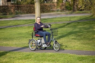 Van Raam Easy Go scooter bike with shoulder problems