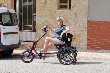 Fietsen met Parkinson op de Easy Rider Compact zitdriewieler van Van Raam