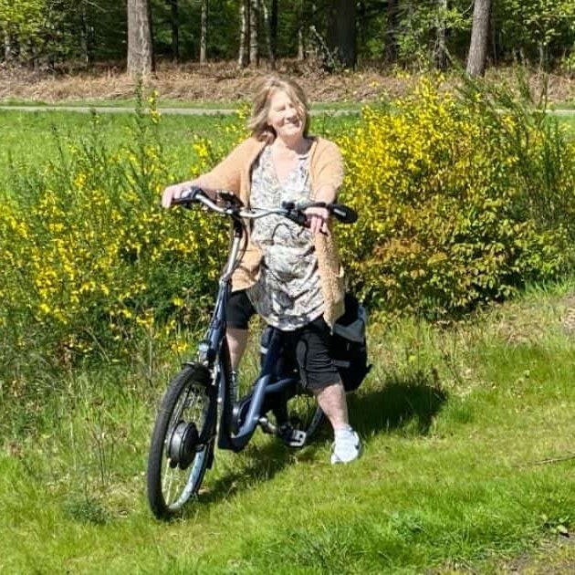 Kundenerfahrung Van Raam Balance E bike Tiefeinsteiger Rad Ria van der List Kundenerfahrung Van Raam Balance E bike Tiefeinsteiger Rad Ria van der List