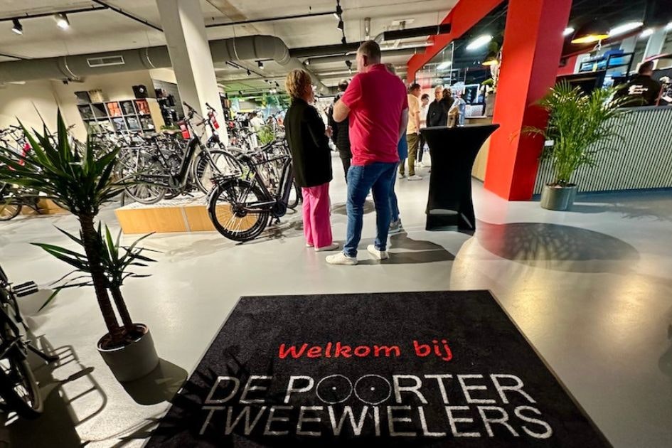 De Poorter Tweewielers Hulst vanRaam - pand De Poorter Tweewielers Hulst vanRaam - pand