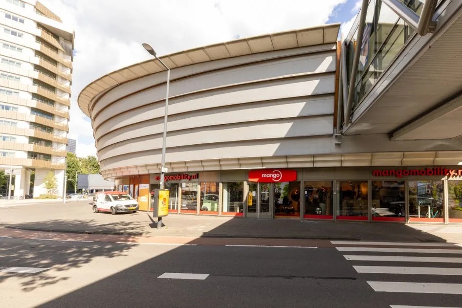 Mango Mobility Rotterdam Superstore XL vanRaam pand Mango Mobility Rotterdam Superstore XL vanRaam pand
