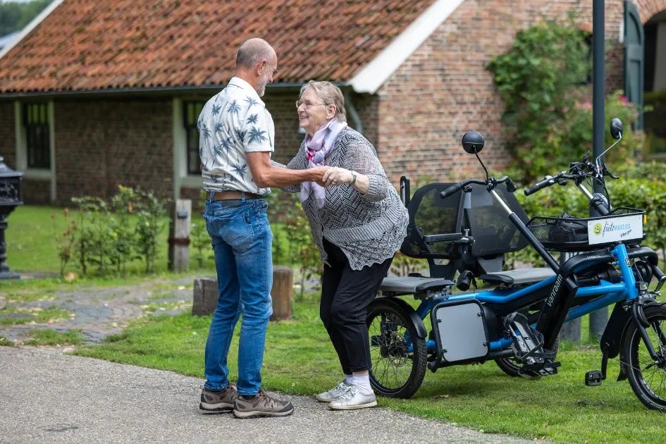 Fietsmaatjes Eibergen Fun2Go Duofahrrad mit drehbarer sitz vanRaam Fietsmaatjes Eibergen Fun2Go Duofahrrad mit drehbarer sitz vanRaam