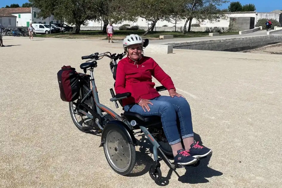 Customer experience vanRaam OPair wheelchair trike - Annick and Joël Vérité