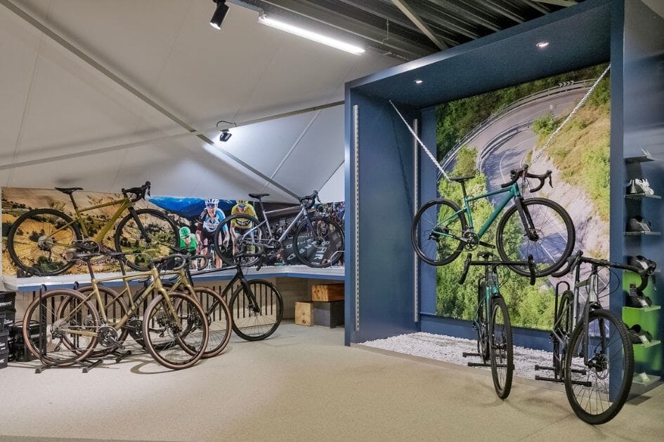 Bike Totaal Vlassak Budel vanRaam showroom Bike Totaal Vlassak Budel vanRaam showroom