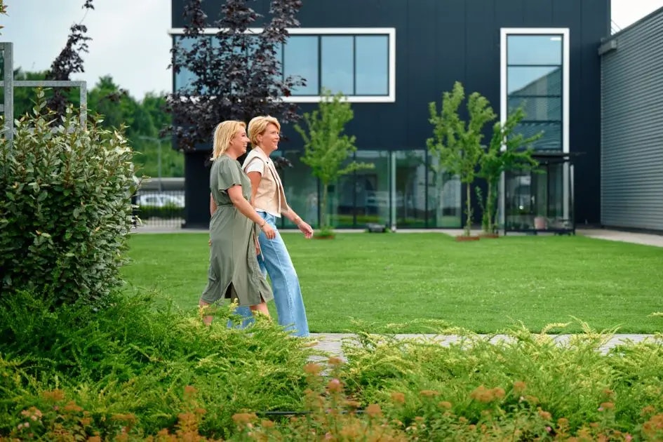 Career vanRaam manufacturer Netherlands walking together