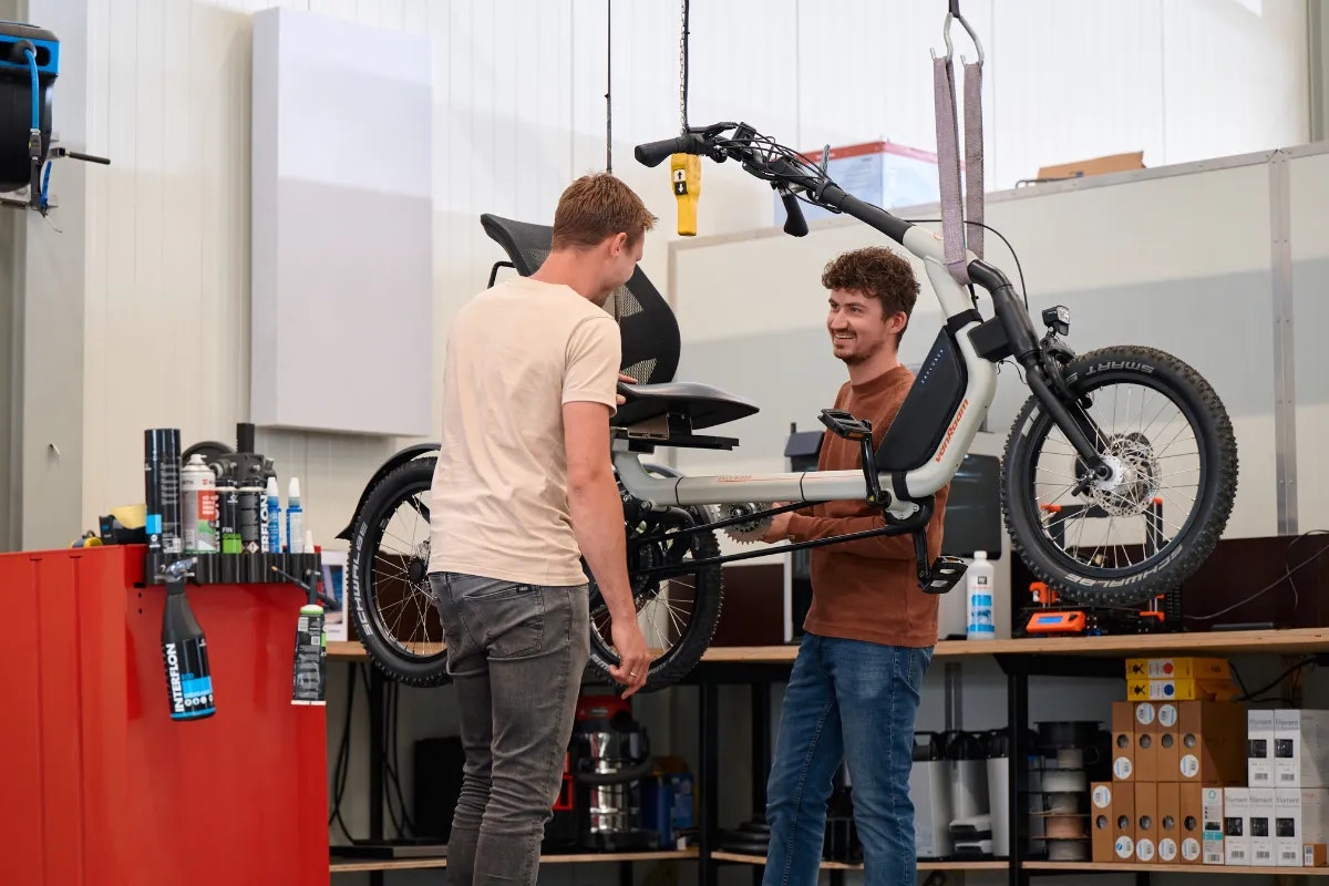 Career vanRaam manufacturer Netherlands walking together