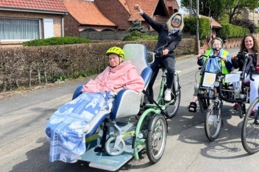 Expérience client Vélo fauteuil VeloPlus vanRaam - EHPAD de Nieppe