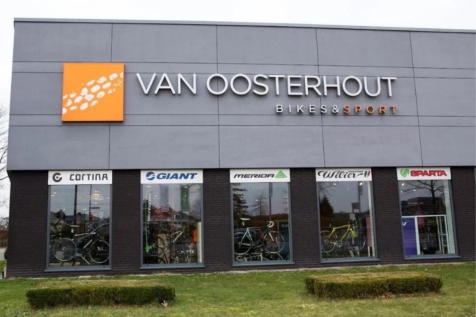 Van Oosterhout Tweewielers vanRaam dealer
