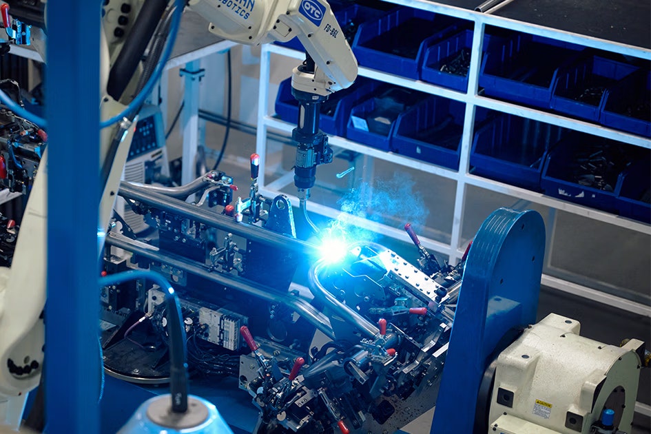 vanRaam production welding robot vanRaam production welding robot