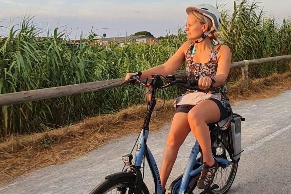 Expérience client Lucie Montagnier Vélo à cadre bas Balance vanRaam sur la route Expérience client Lucie Montagnier Vélo à cadre bas Balance vanRaam sur la route