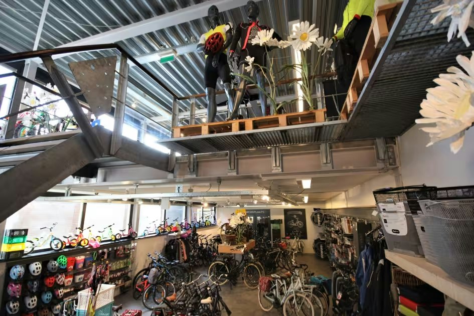 vanRaam dealer Bike Totaal Rene van Linden - Showroom