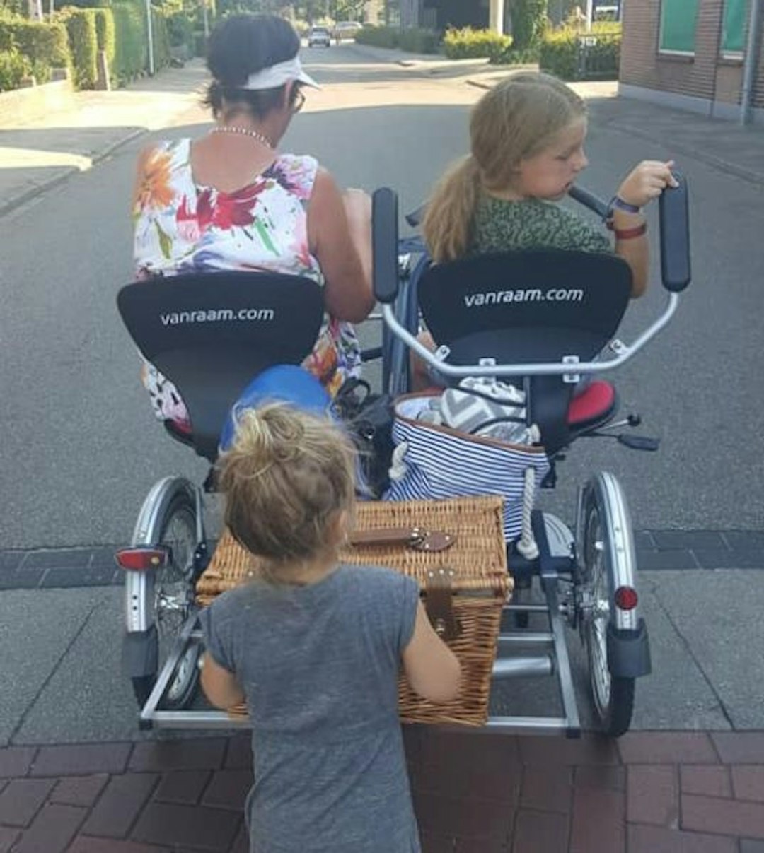 Van-Raam-duofiets-Fun2Go-picknickmand-kleinkinderen