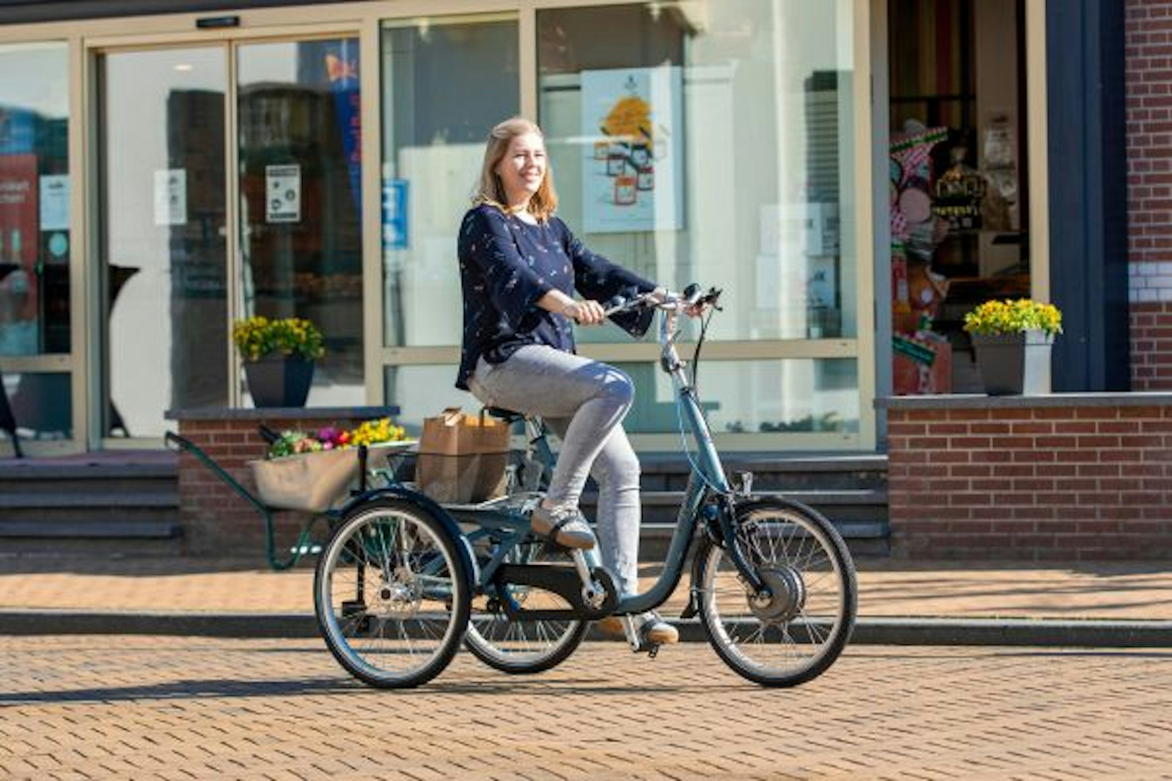met aangepaste fiets deelnemen aan het verkeer