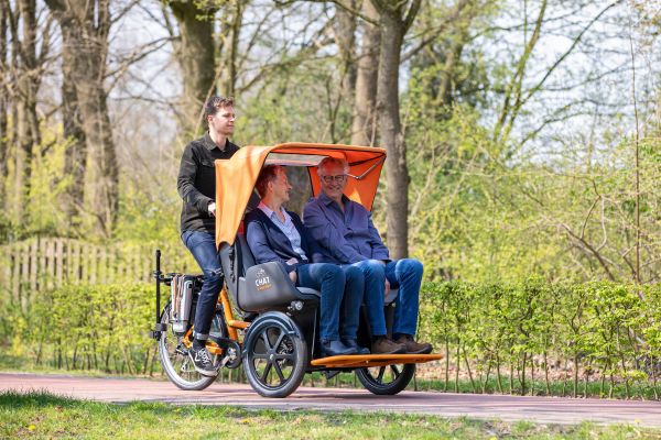 tips for cycling on the van raam chat rickshaw bike