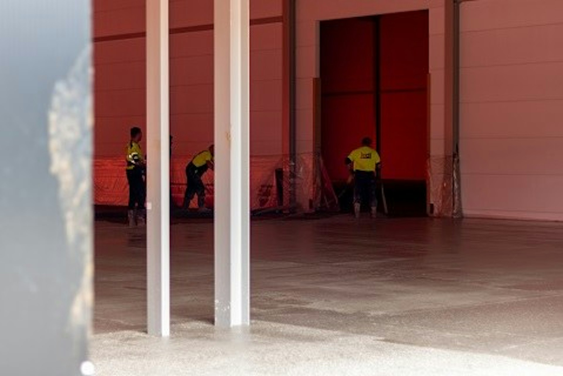 Betonnen vloer nieuwe hal Van Raam Varsseveld
