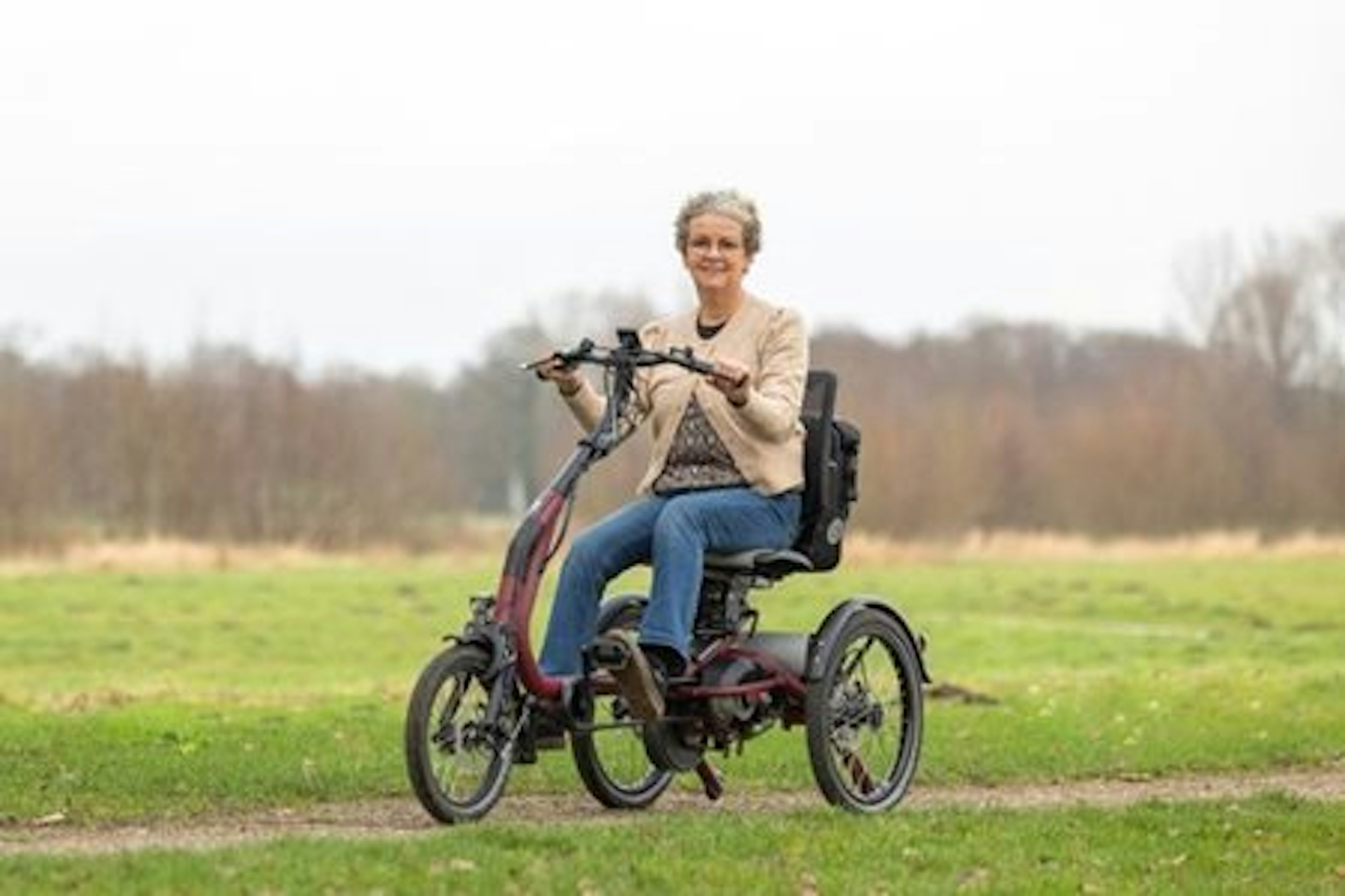 Anti-tipping wheels on the Easy Rider Compact tricycle by Van Raam