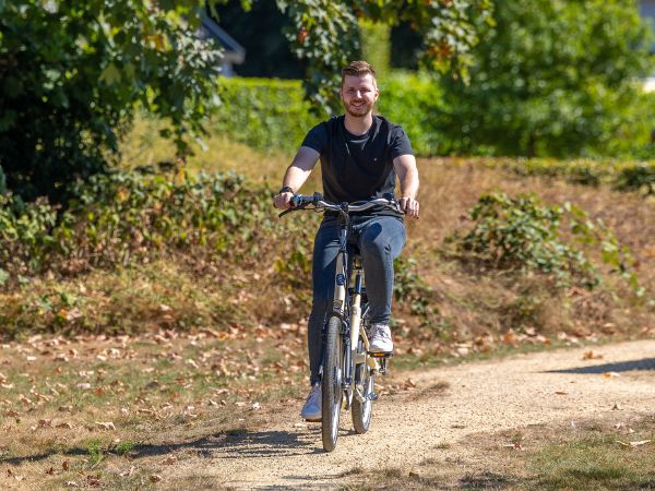 Erneuertes Balance Zweirad Fahrrad mit tiefem Einstieg Van Raam