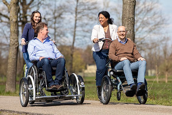 Van Raam Rollstuhlfahrräder VeloPlus und OPair
