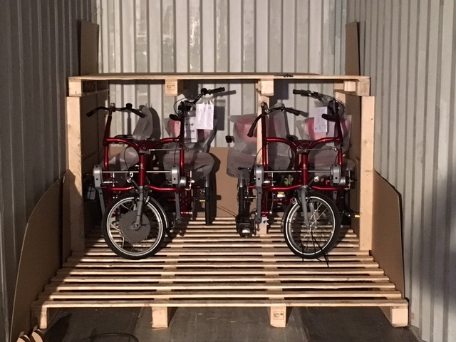 side by side tandem amerika