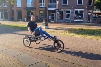 Vernieuwde ligdriewieler Easy Sport van Van Raam verbeterde lengte-instelling