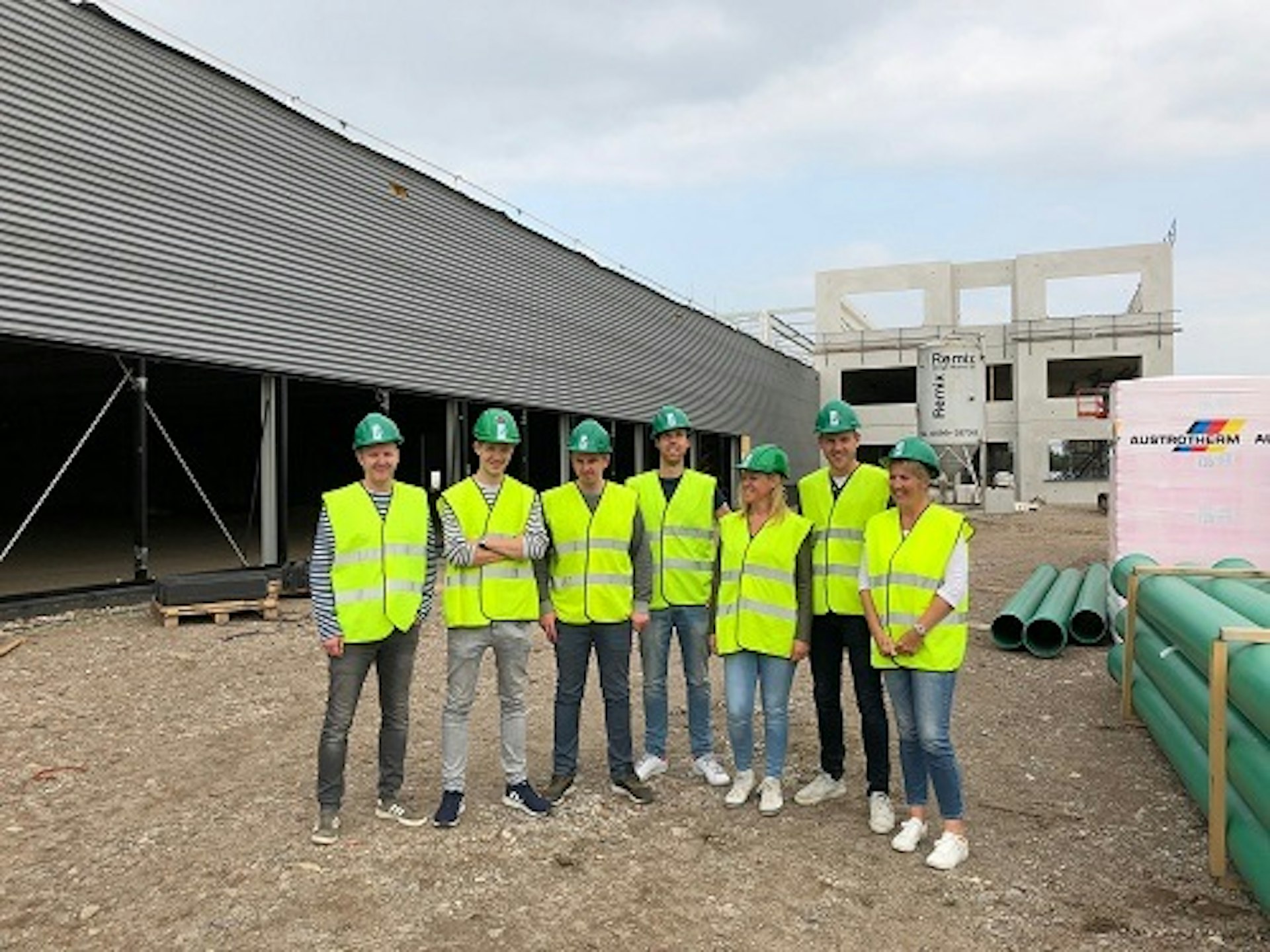 week-35-bezoek-Van-Raam-medewerkers-bij-nieuwbouw