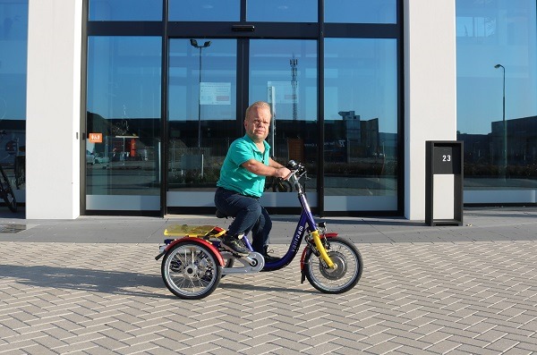 Un petit tricycle pour adultes de Van Raam Mini