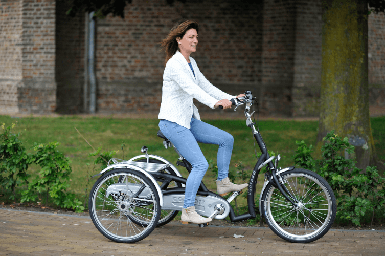 Prévenez les chutes avec le tricycle Maxi Comfort à marche basse