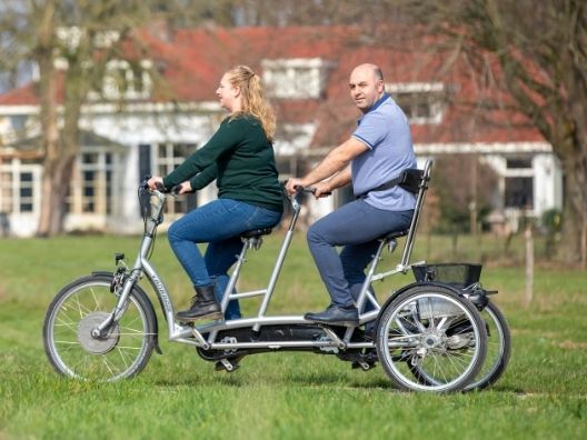 Van Raam What is a tandem Twinny Plus tricycle tandem