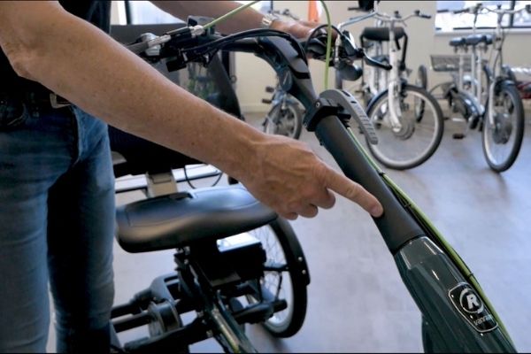 for the best posture adjusting the height of the Easy Rider handlebars