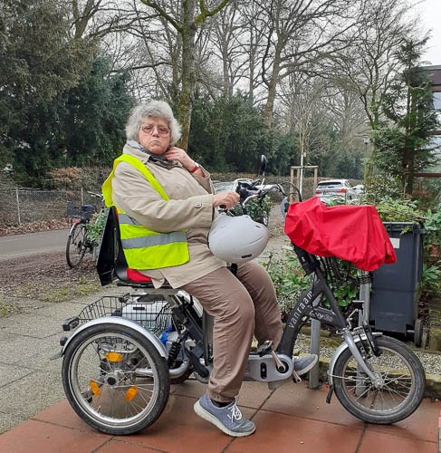 Easy Go Elektromobil Dreirad Margit Schneider