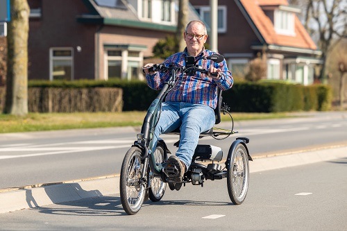 Van Raam Easy Rider Dreirad mit elektrischer Unterstuetzung John Boegman
