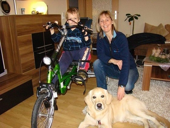 Zweite Van Raam Dreirad für 4 Jährige Luca mit Halbseitenlähmung