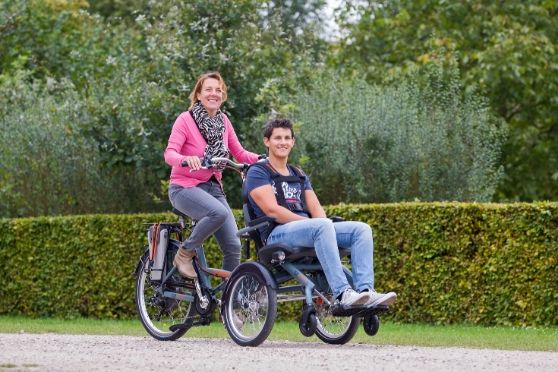 Van Raam OPair rolstoelfiets om samen te fietsen