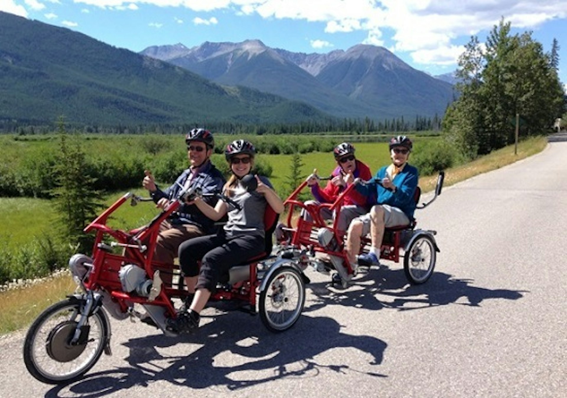Adaptive bike for 4 people