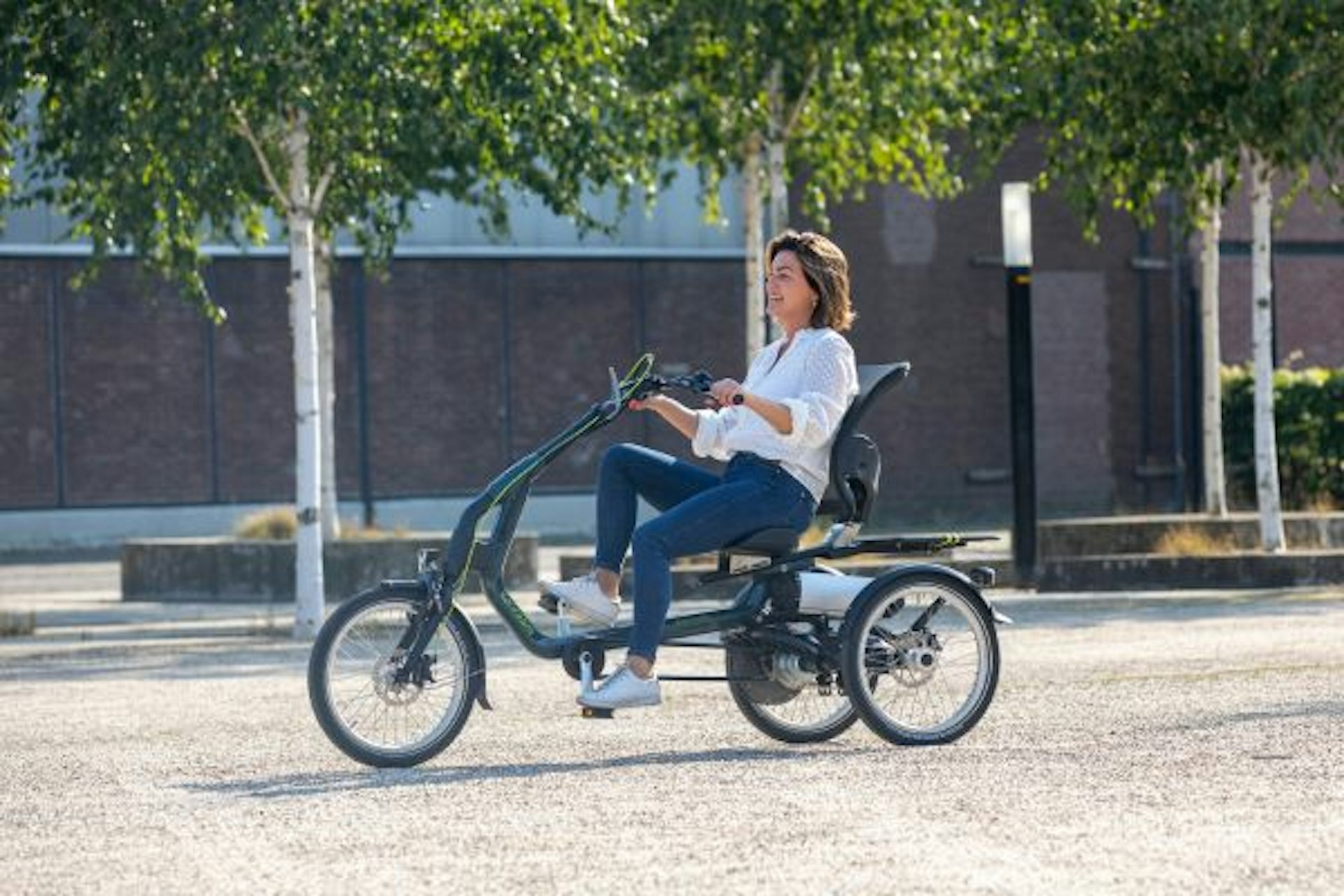 Hoe neem je gemakkelijk plaats op een zitdriewieler