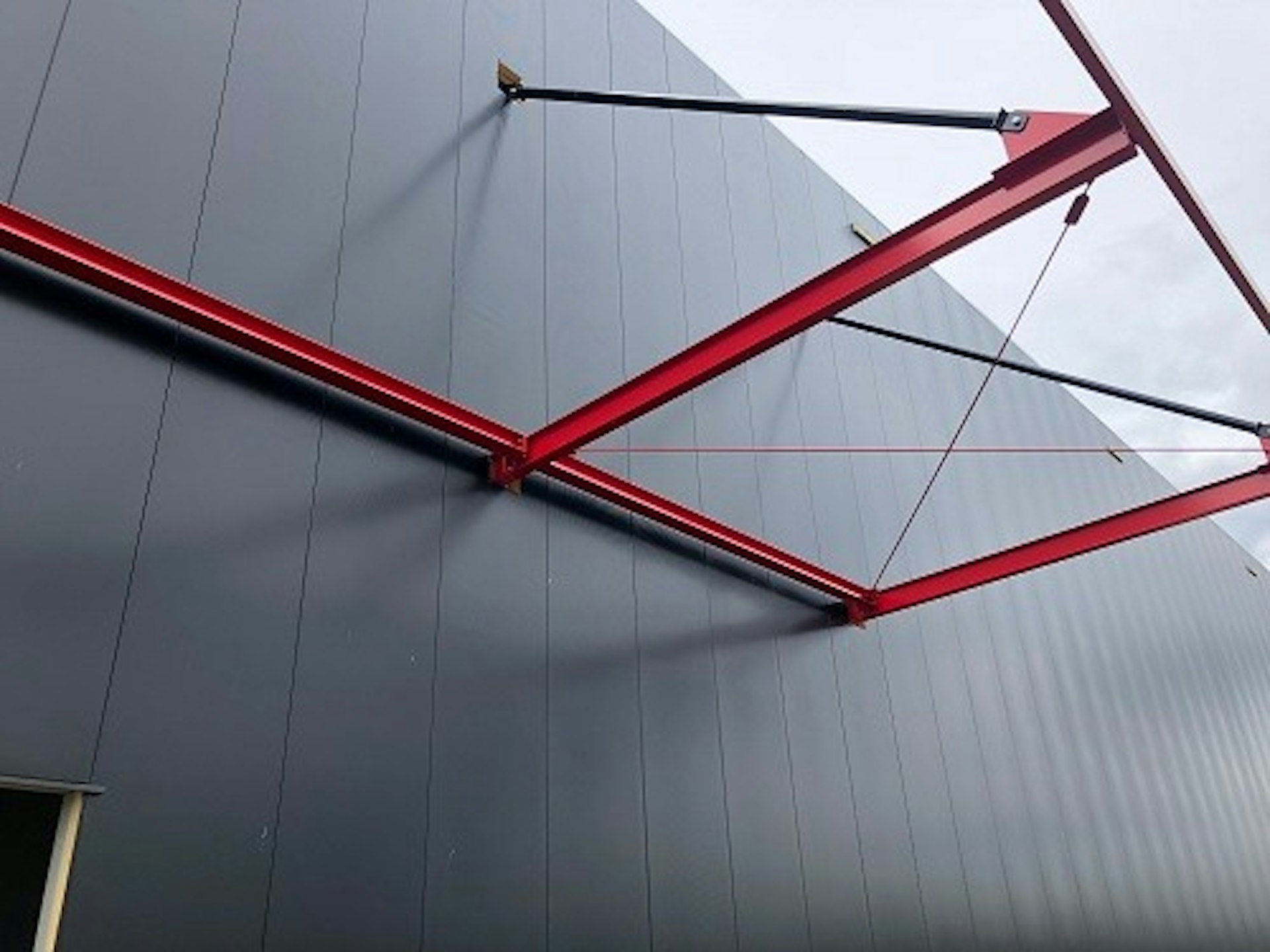 week 35-canopy above the loading docks Van Raam warehouse