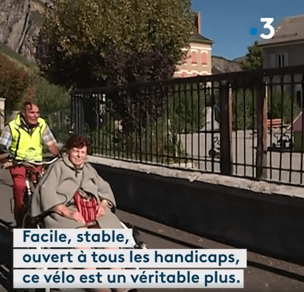 Vélo en fauteuil roulant VeloPlus à la télévision française