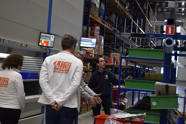 Edwin-van-der-Sar-magazijn-Van-Raam