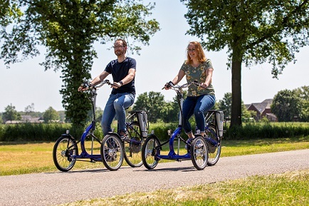 unique riding characteristics of a van raam bicycle with 2 wheels in front viktor and viktoria