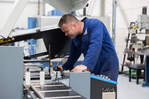 Metaalbewerker vacature Van Raam Varsseveld